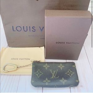 Authentic Louis Vuitton monogram key pouch!